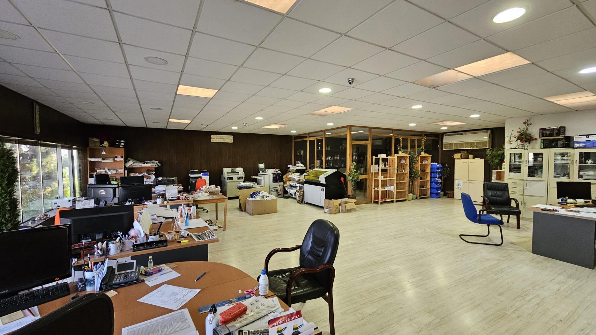 OPPORTUNITY! Industrial Warehouse for Sale