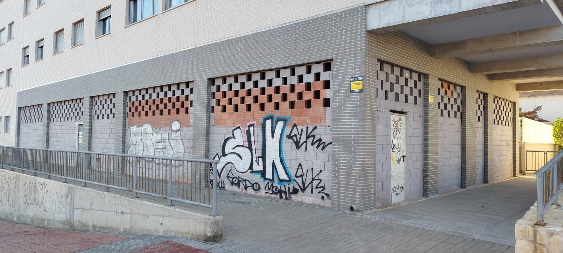 Unique opportunity in the best area of El Campello and practically on the 2nd line of the beach!