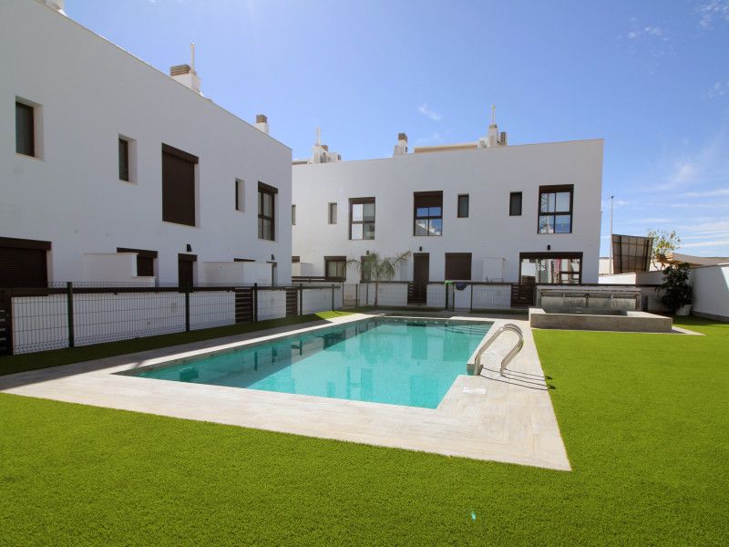 Home for sale in Pilar de la Horadada, Spain