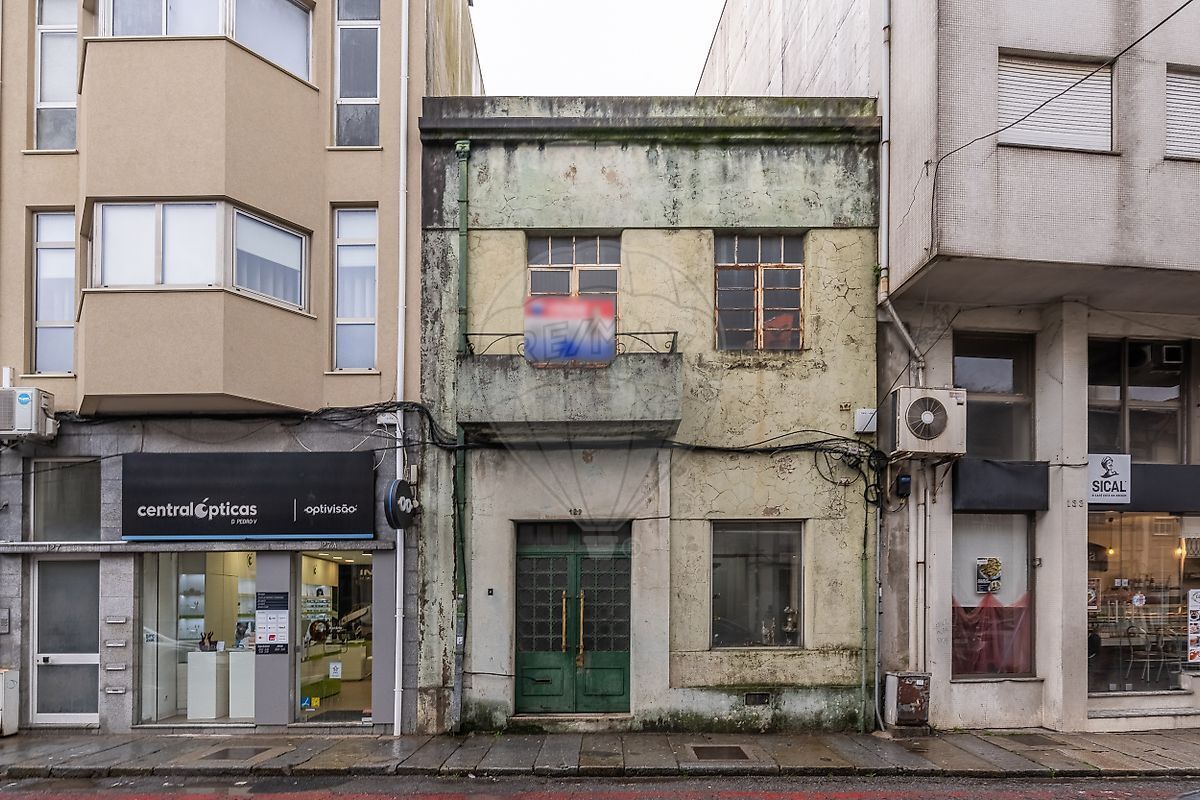 Building for sale in Braga, Portugal