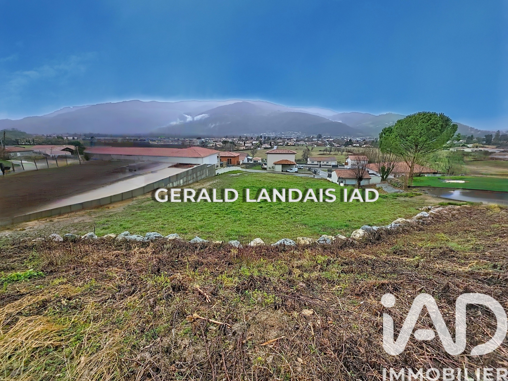 Land Plot for sale in Saint-Paul-de-Jarrat, France