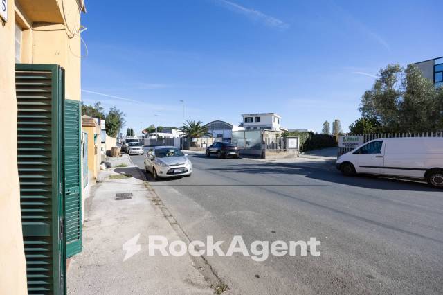 Condo for sale, Via Provinciale Pisana, 575 (Livorno, Italy)