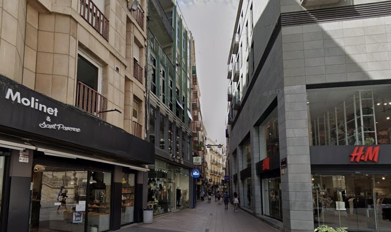 Building for sale on Sant Antoni street in Lleida