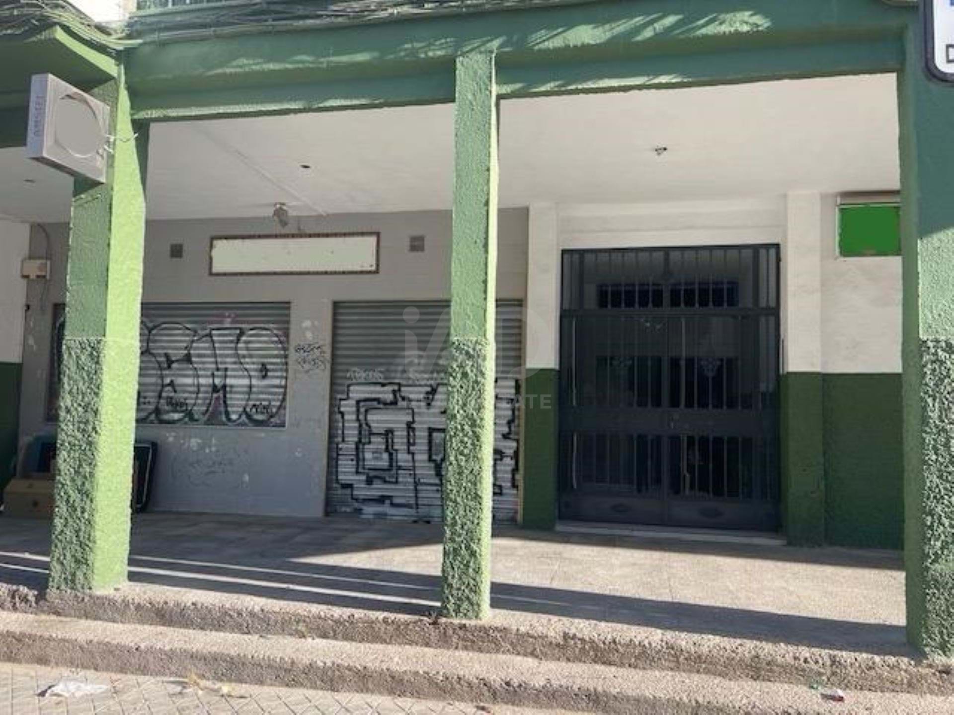 Tienda / local comercial - 102.00 m2