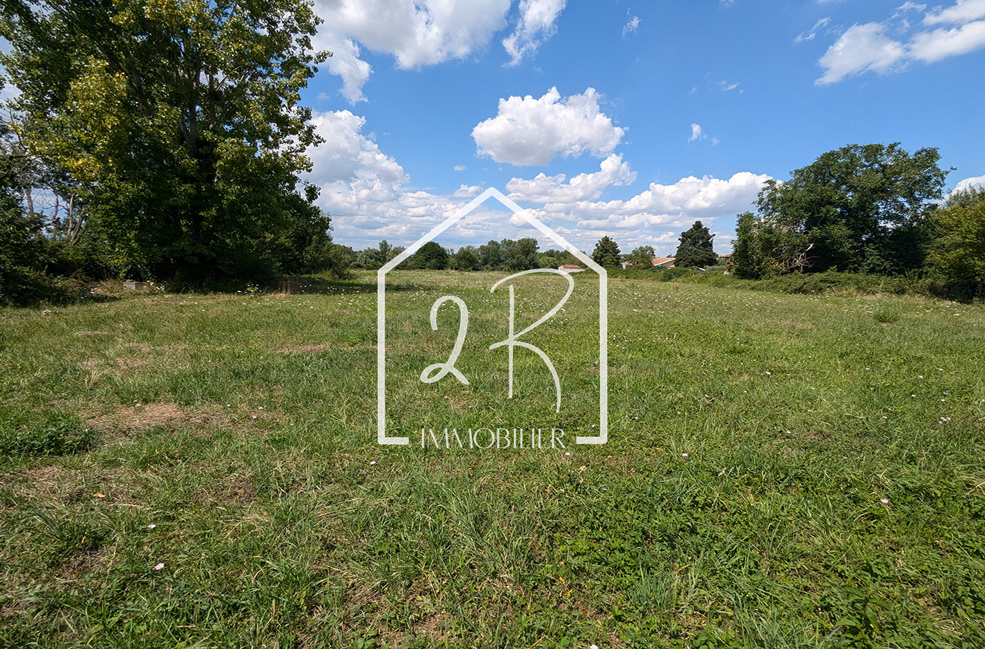 Building plot 1645 m2