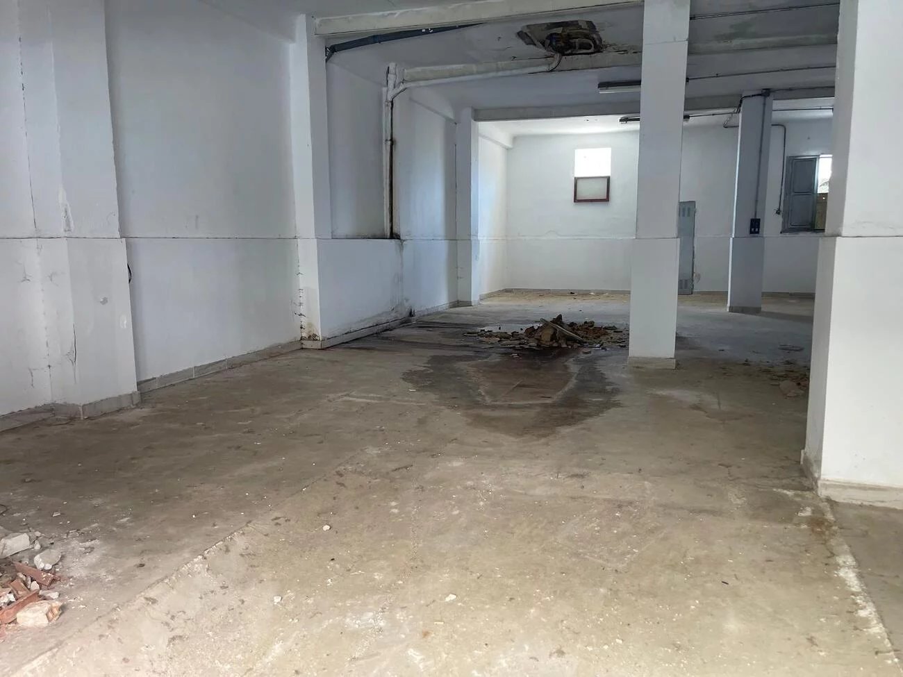 Building for sale in Crevillent, Spain