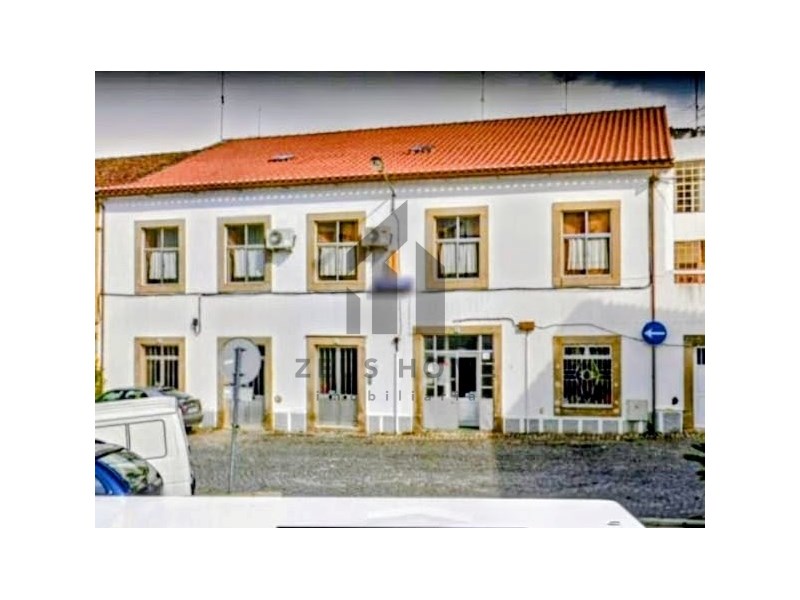 Building with High Investment Potential in the Center of Castelo Branco