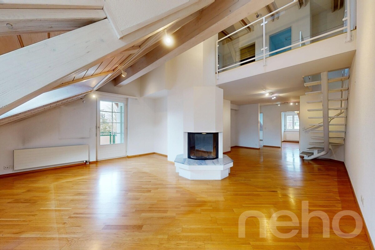 Attraktive 4.5-Zimmer-Maisonette-Dachwohnung