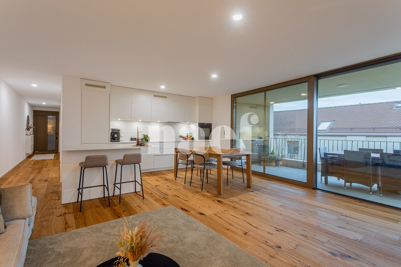 Beautiful 3.5 room apartment on the 1st floor with balcony for sale in Gletterens