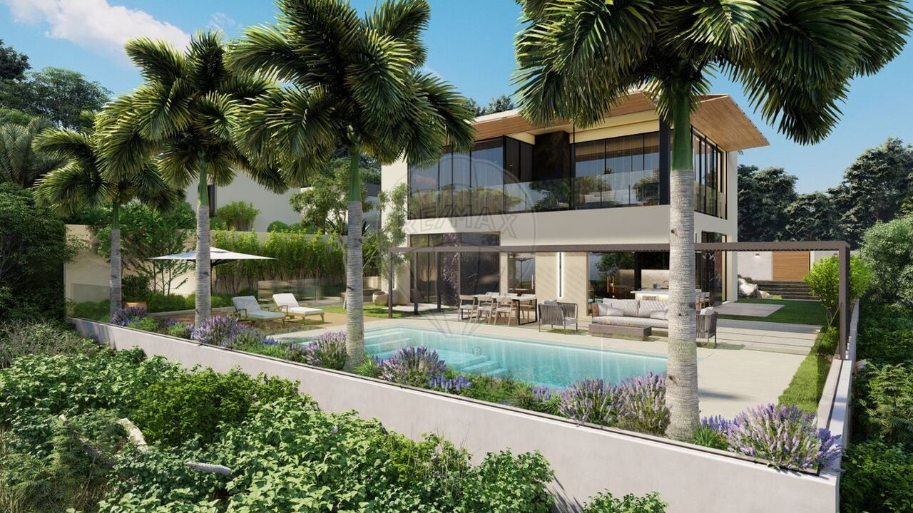 Land for sale in Caniço de Baixo