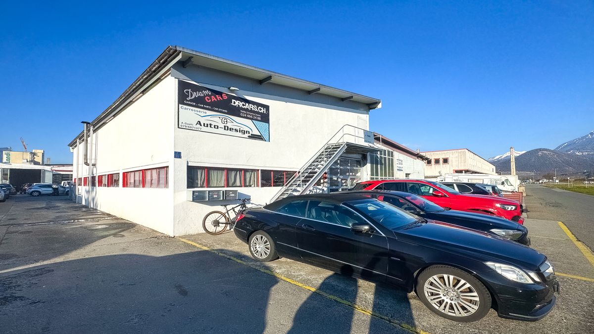 Three craft halls, already rented with a net return of 5.9%.