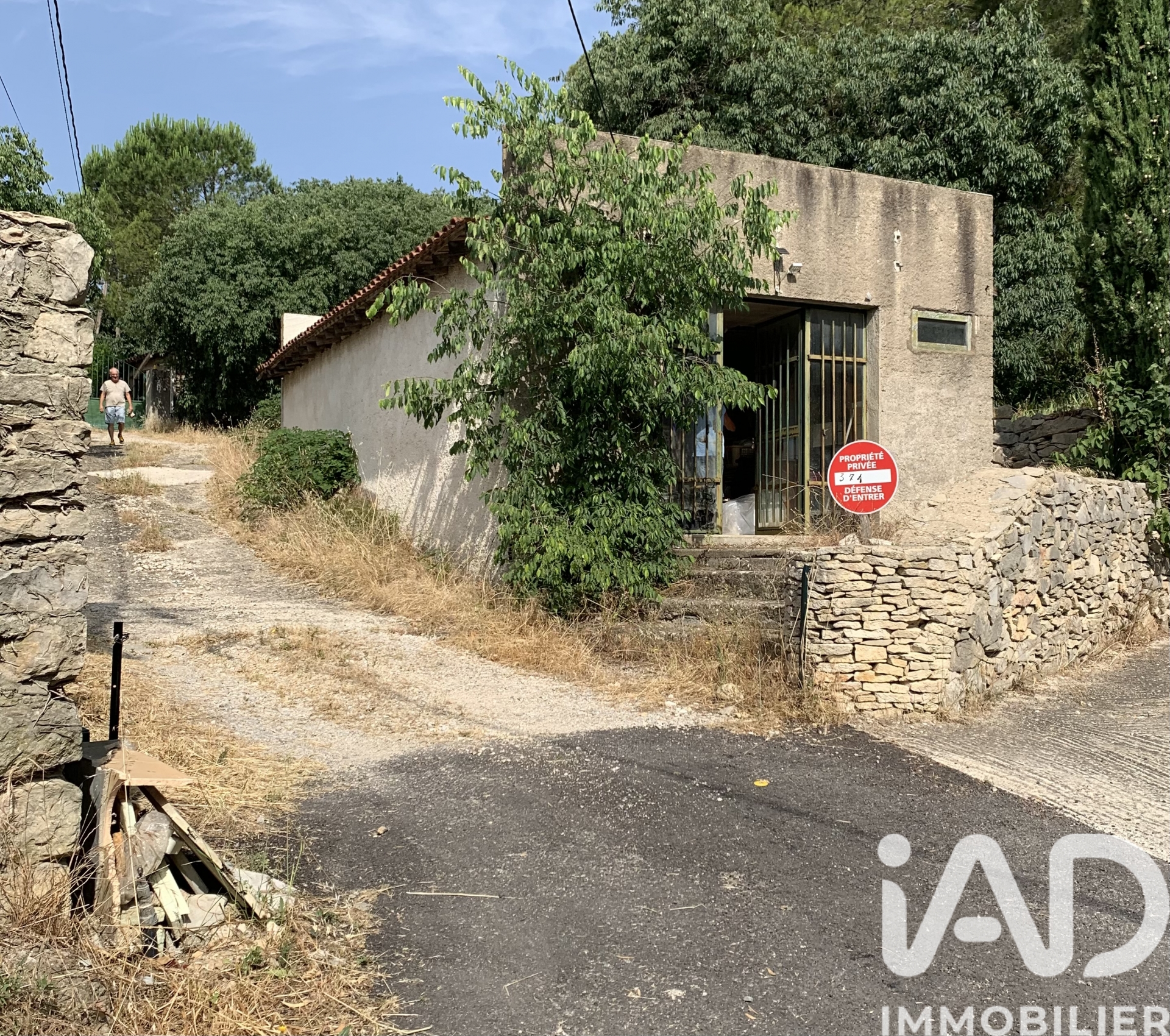 Land Plot for sale in Nîmes, France