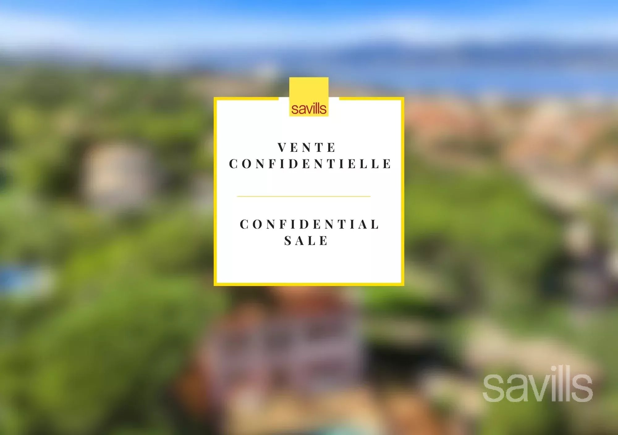 A “Belle Époque” property, rich in history, fully renovated and within walking distance of the village.