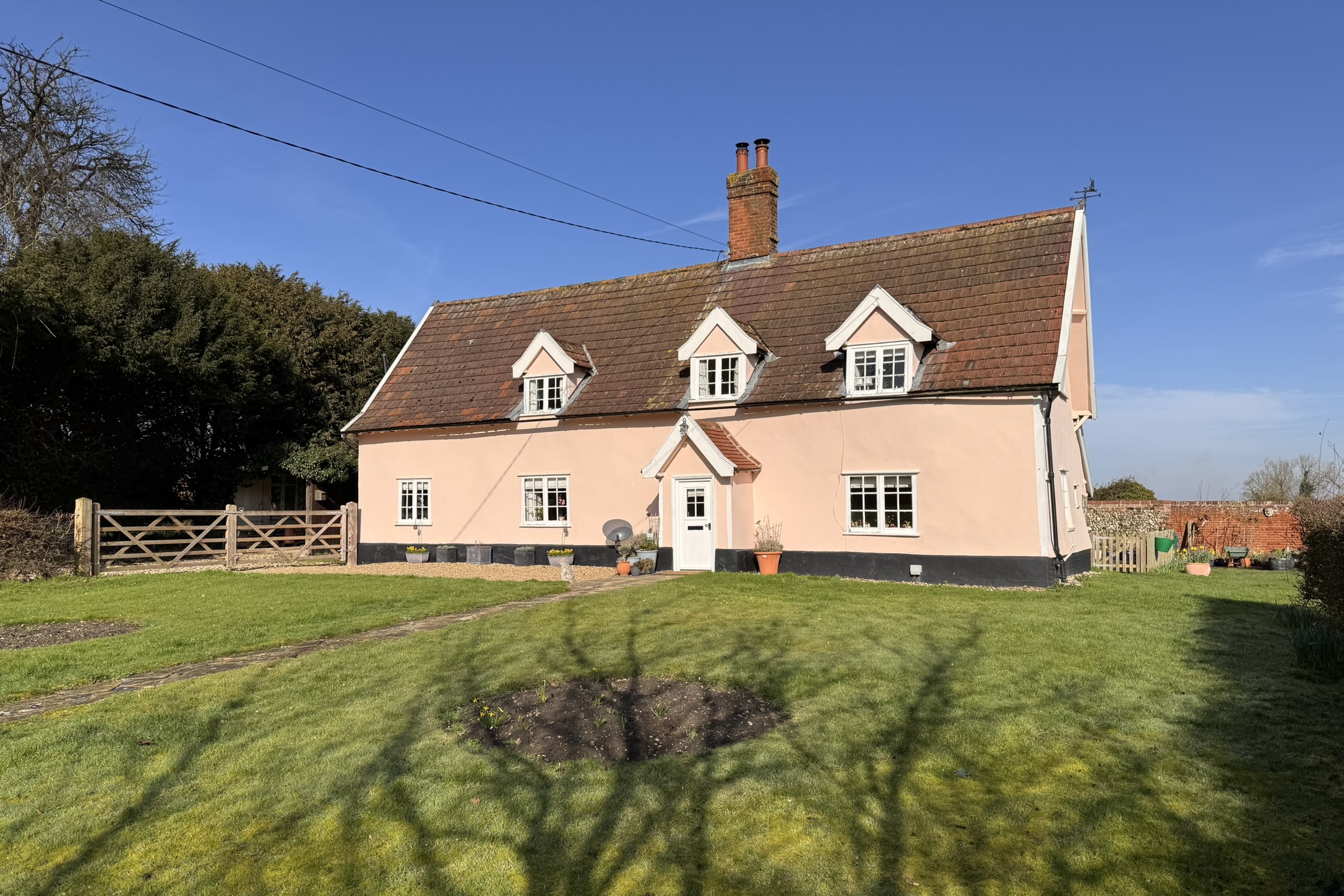 Cottage: for sale in Coney Weston Bury St. Edmunds