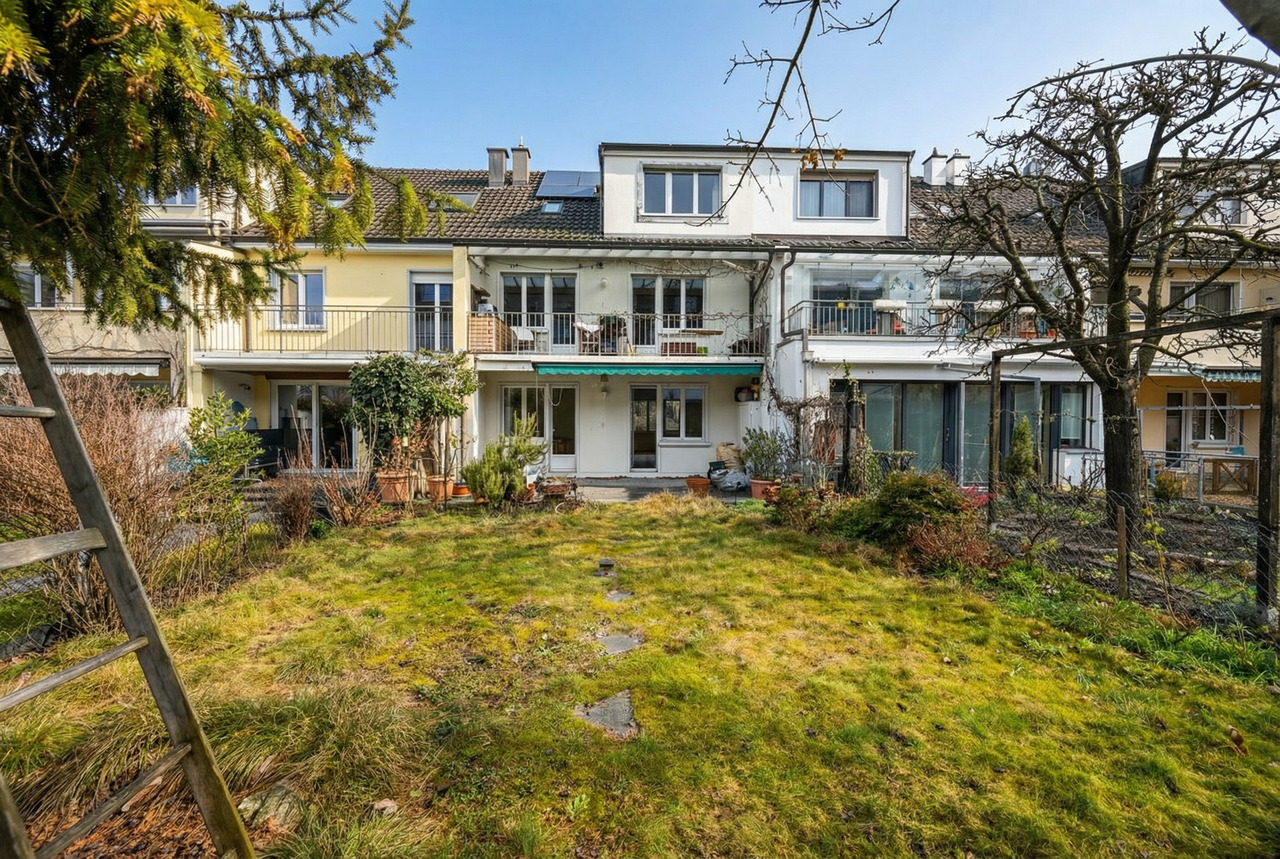 UNIQUE OPPORTUNITY - RARITY IN THE HIRZBRUNNEN DISTRICT