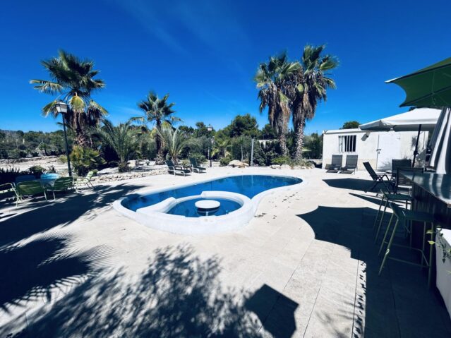 Home for sale in Monòver, Spain