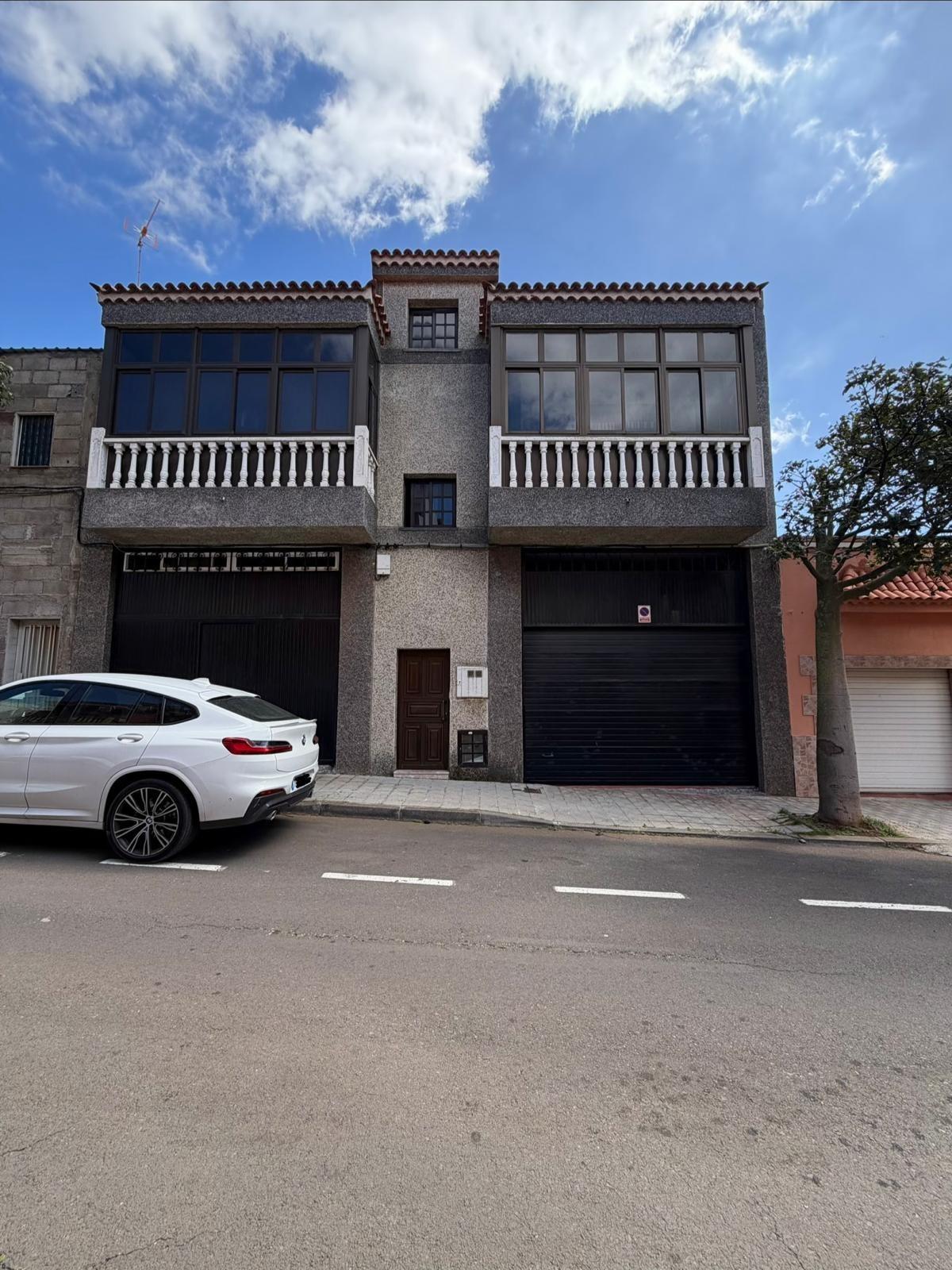 Home for sale in Santa Cruz de Tenerife, Spain