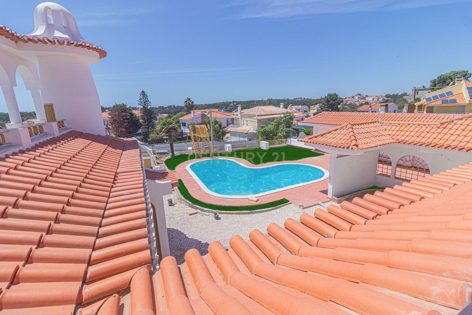 Distinctive House with pool and wine cellar - near the Sea