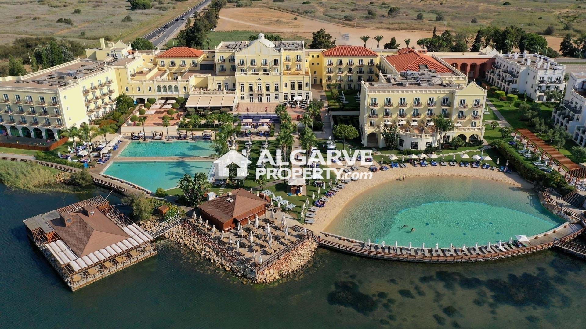 Luxury 2 Bedroom Apartment in a Luxury Resort with Marina Views in Vilamoura, Algarve