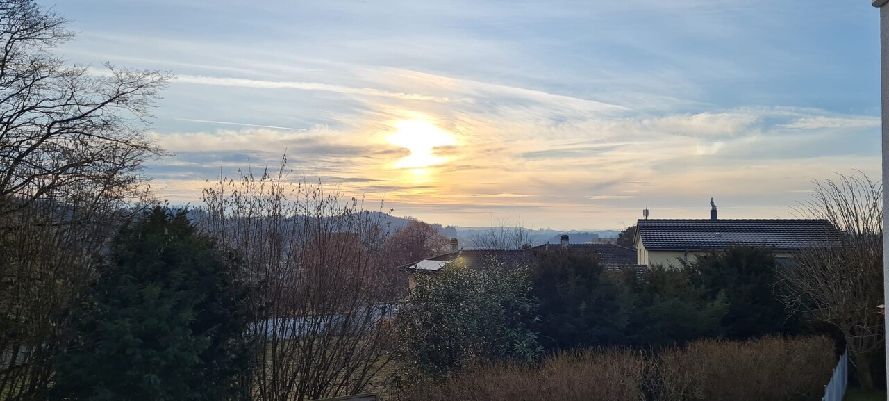 Semi-detached villa of 5.5 rooms Recently renovated