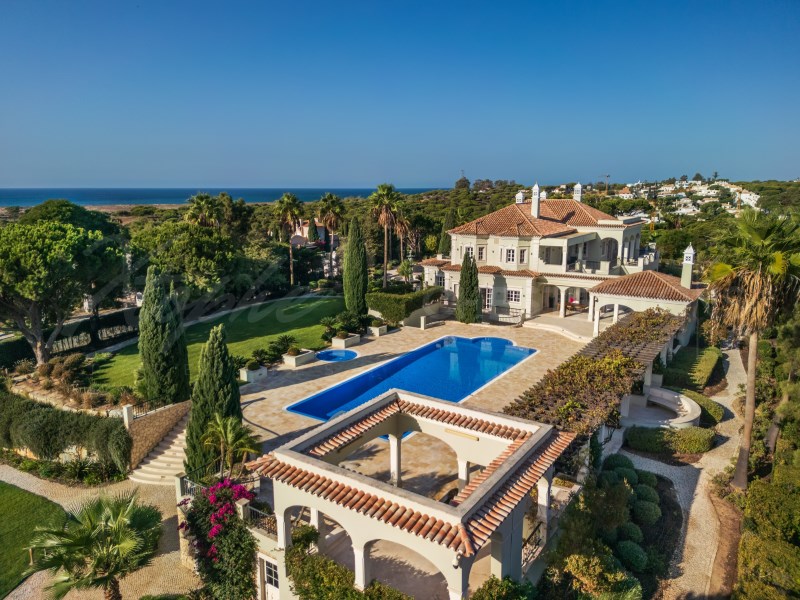 13 Bedroom Villa in Loulé