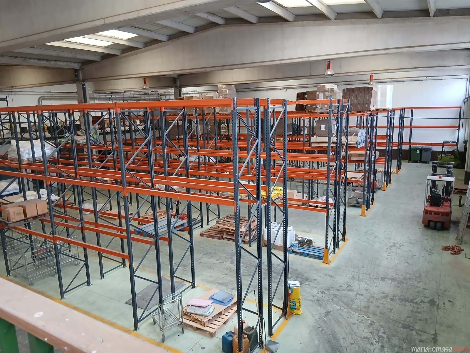 Warehouse for sale in Jundiz