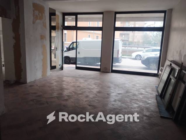 Building for sale, Via W.A Mozart (Mantua, Italy)