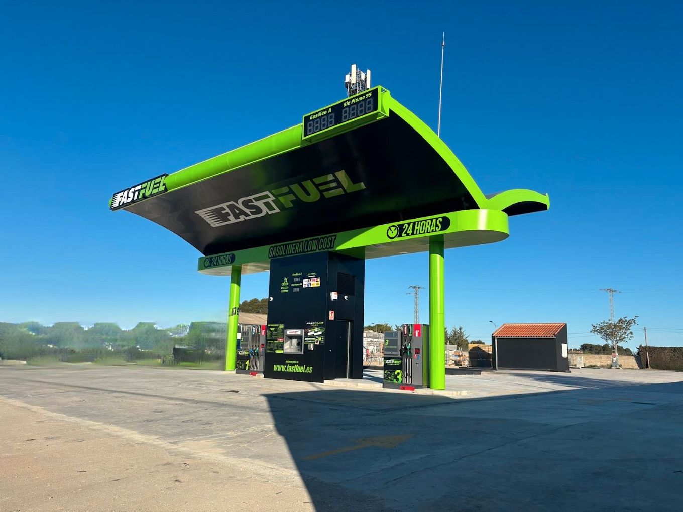 Building for sale in Albacete, Spain