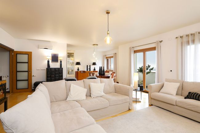 T5 Apartment in Vila Franca de Xira