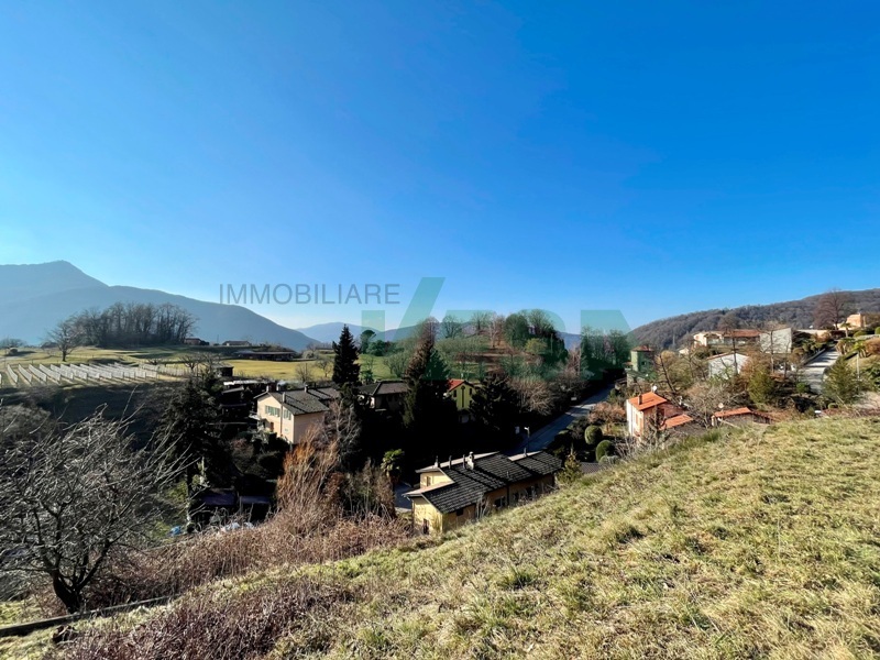 Beautiful grounds with panoramic views