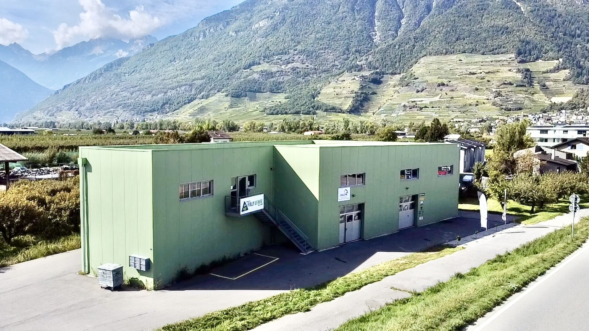 Office in Fully, ideal for craftsmen and SMEs