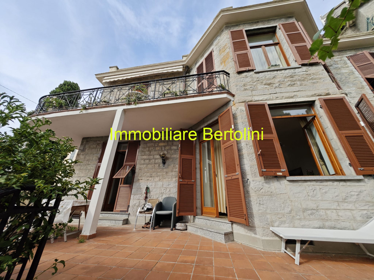 Home for sale in Bordighera, Italy
