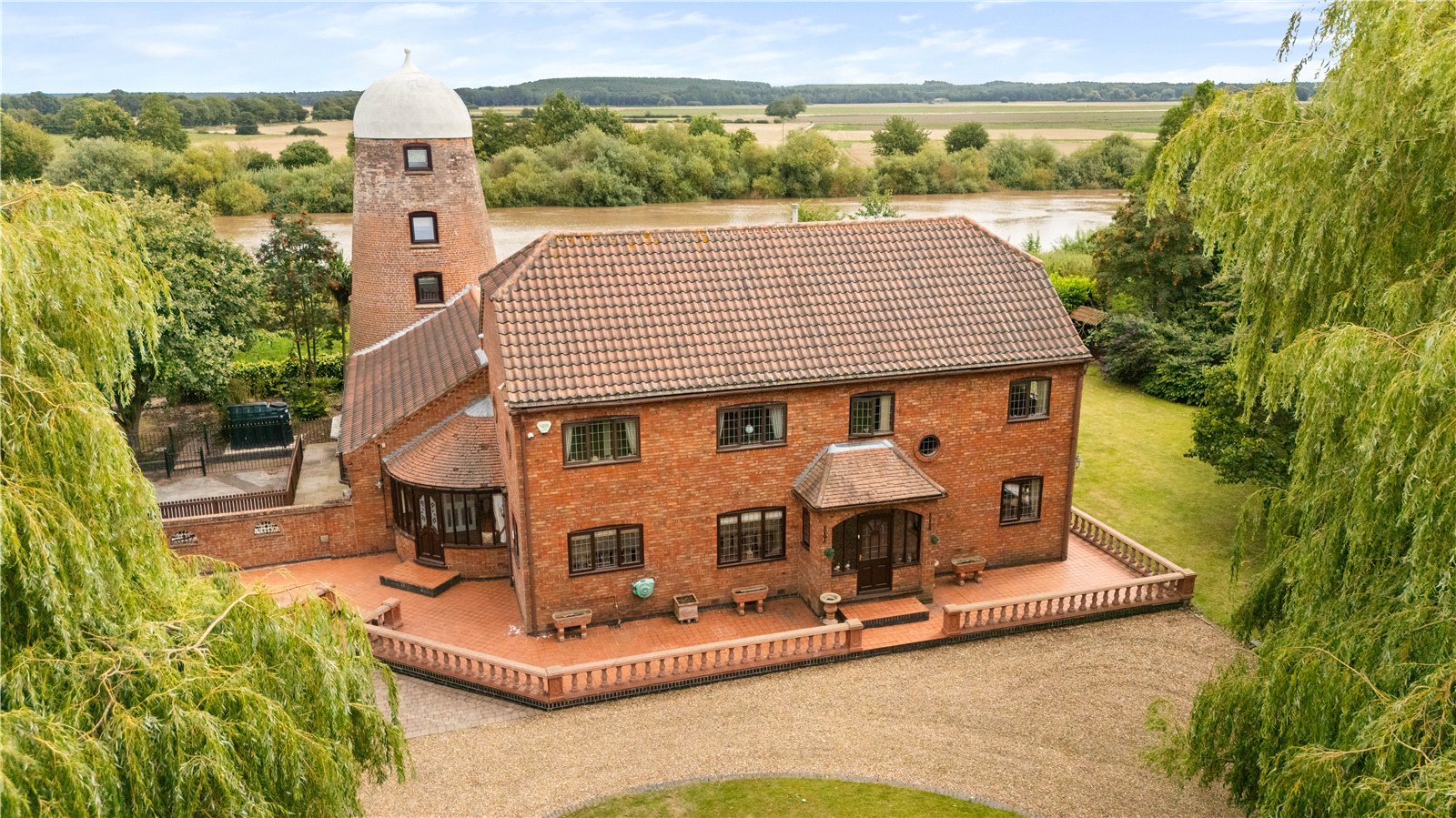 Detached House: for sale in Owston Ferry