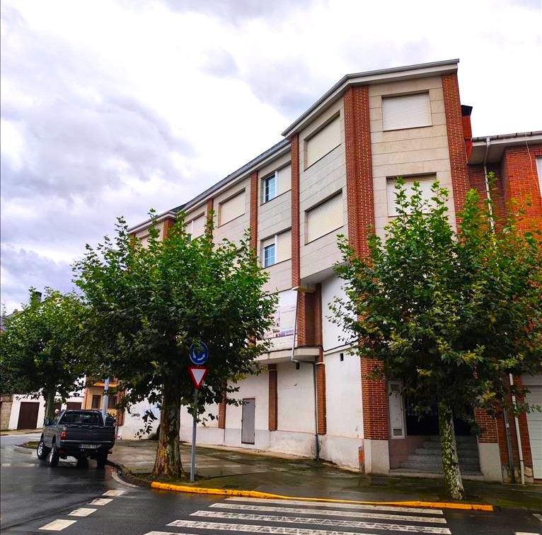 Building for sale in Ponferrada, Spain