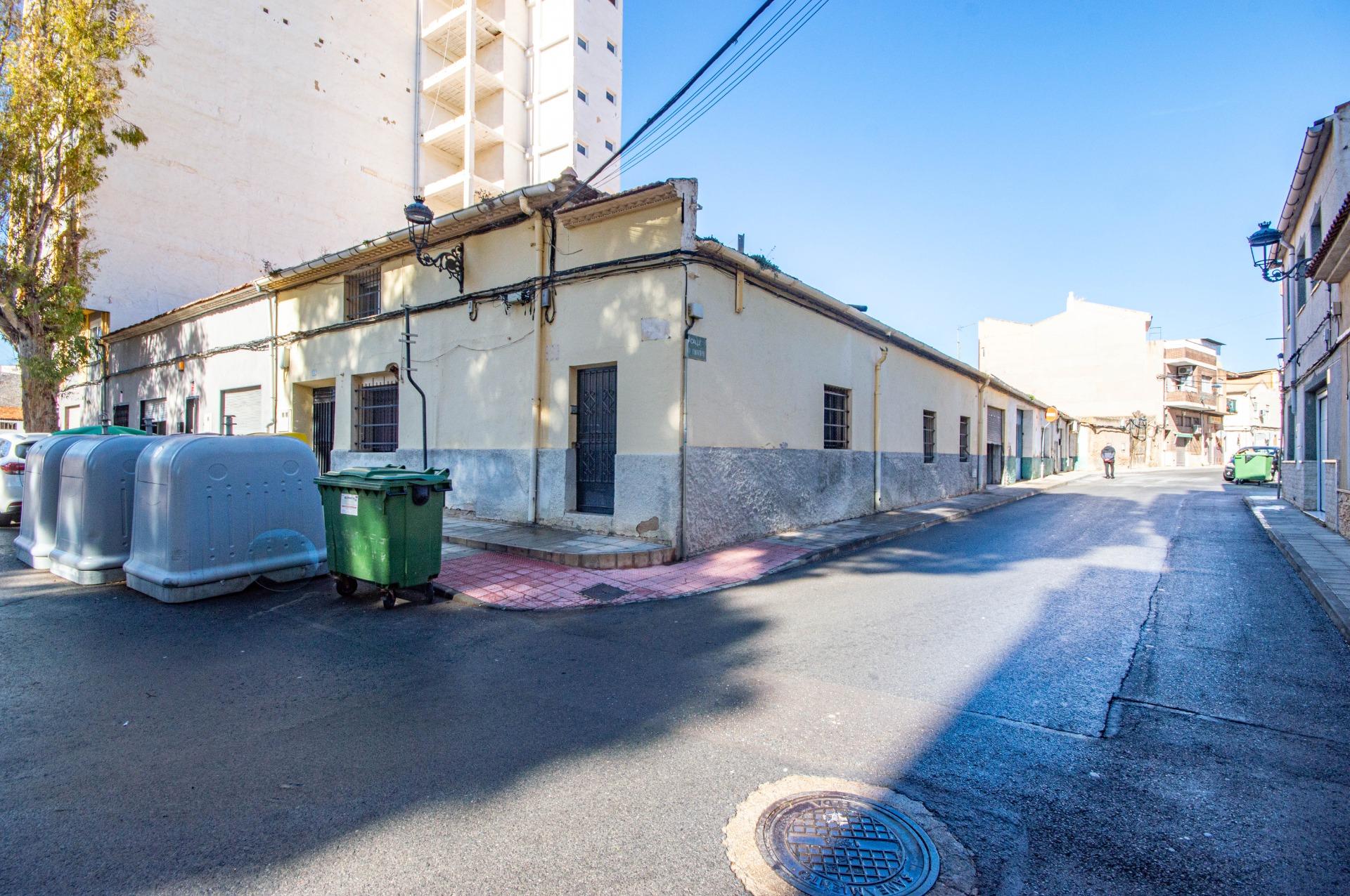 INDUSTRIAL WAREHOUSE IN HUERTA NUEVA