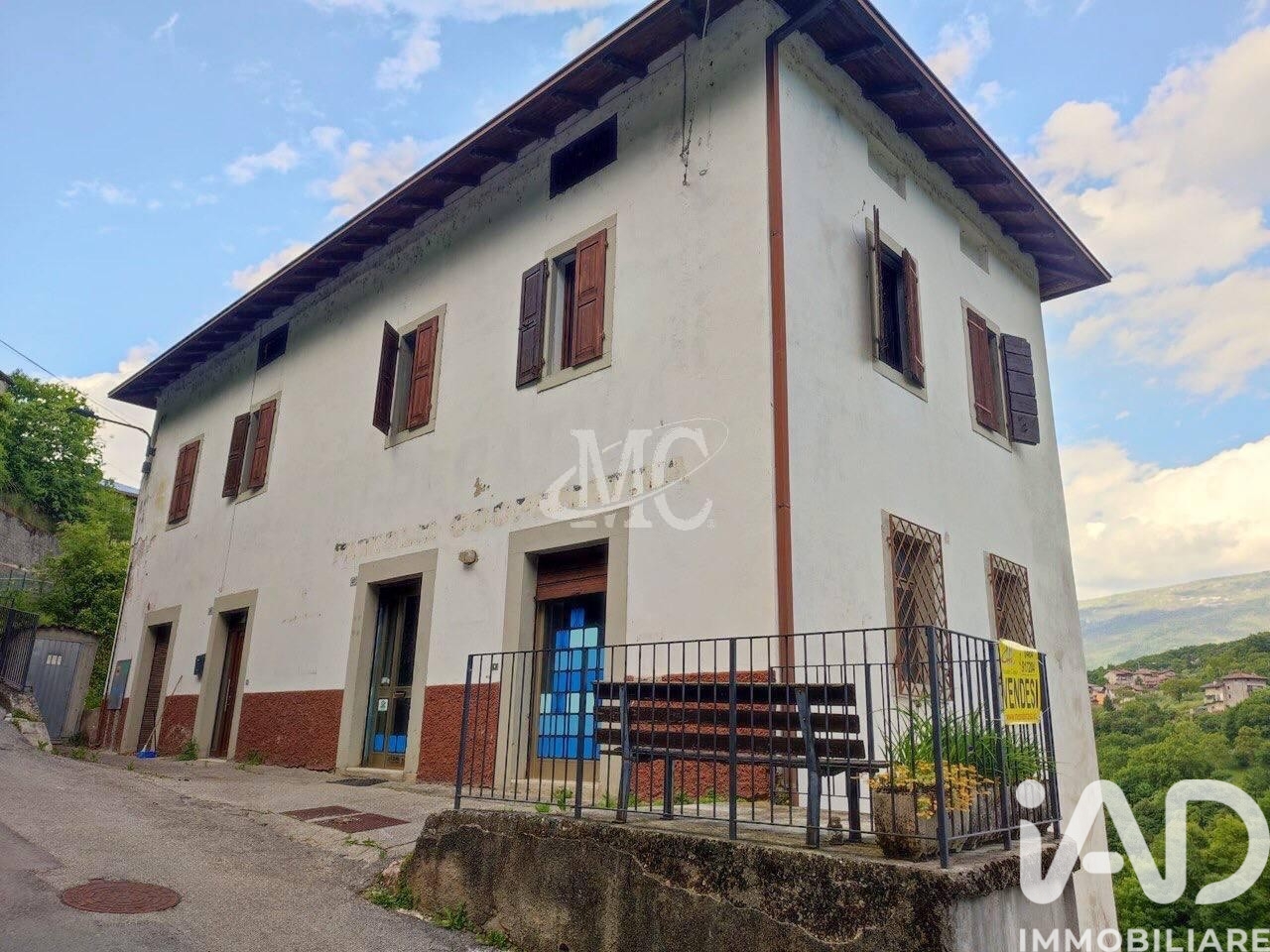 Home for sale, Via III Novembre (Brentonico, Italy)