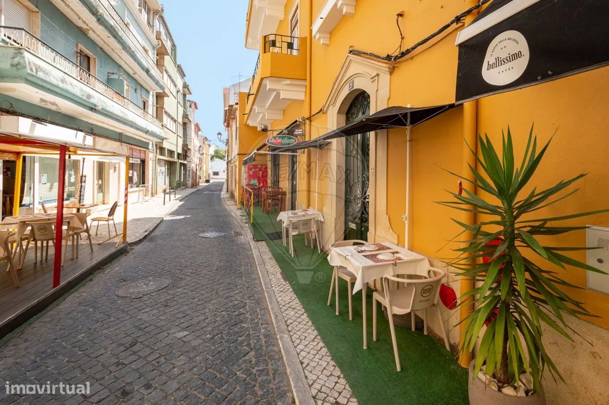Commercial for sale, Santarém (São João Baptista, Portugal)