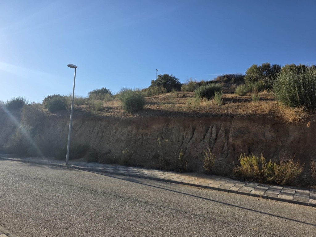 Urban land For sell in Loja in Granada