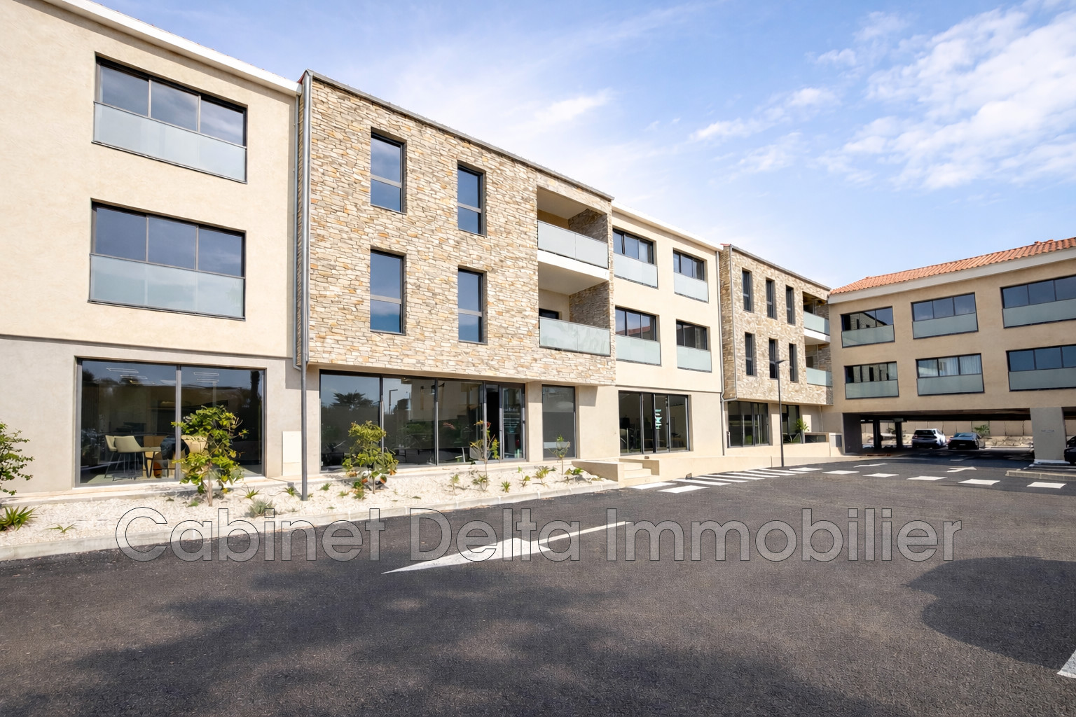Building for sale in Sanary-sur-Mer, France