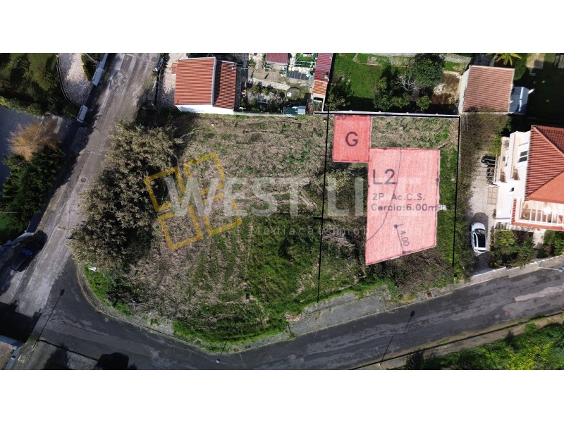 Urban land of 448m2 for construction of a villa in Ericeira