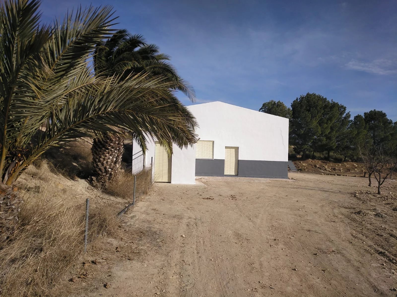 Building for sale in Yecla, Spain