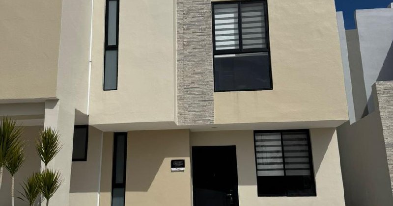 Lagunillas Homes for Sale - 145 Listings | Properstar