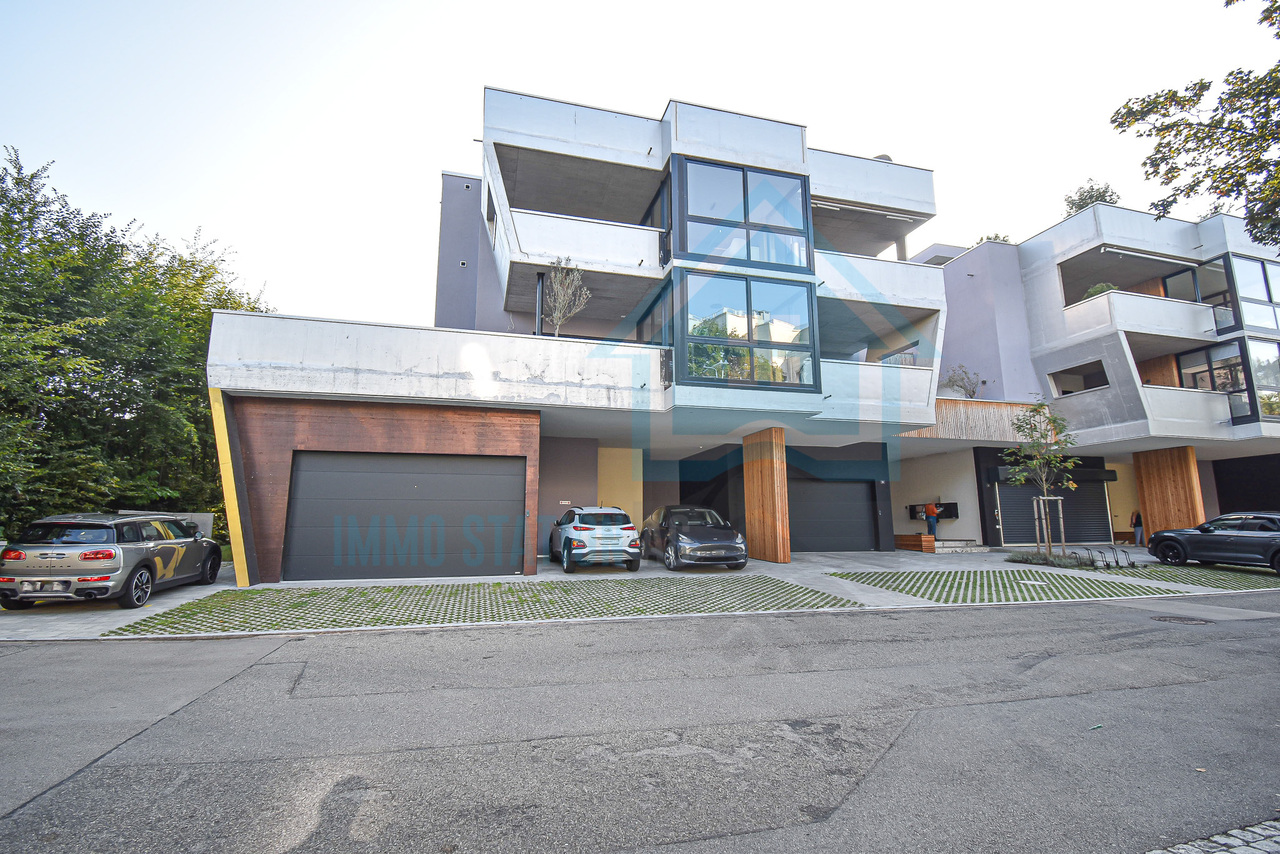 Luxurious commercial space with modern architecture and design