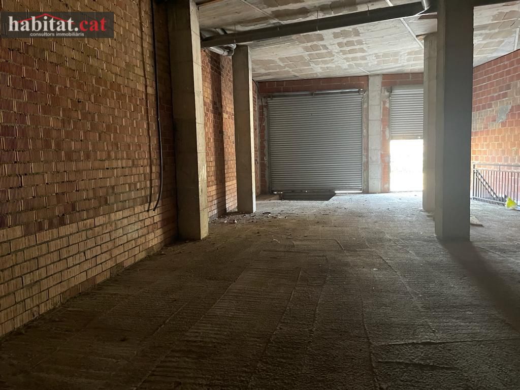 PREMISES/OFFICE IN VILANOVA I LA GELTRÚ - ZONA LLIMONET !!