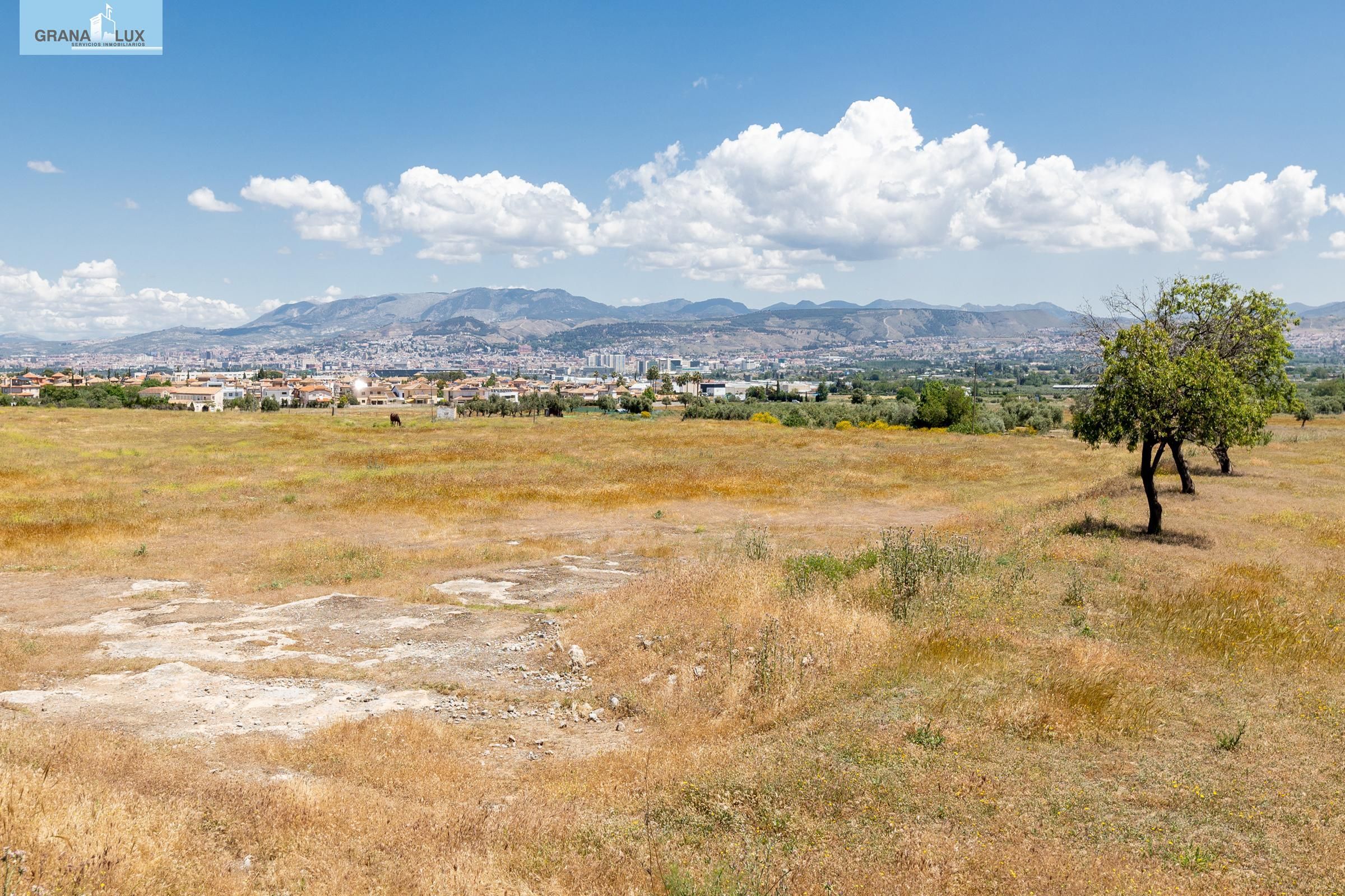 Land Plot for sale in Ogíjares, Spain