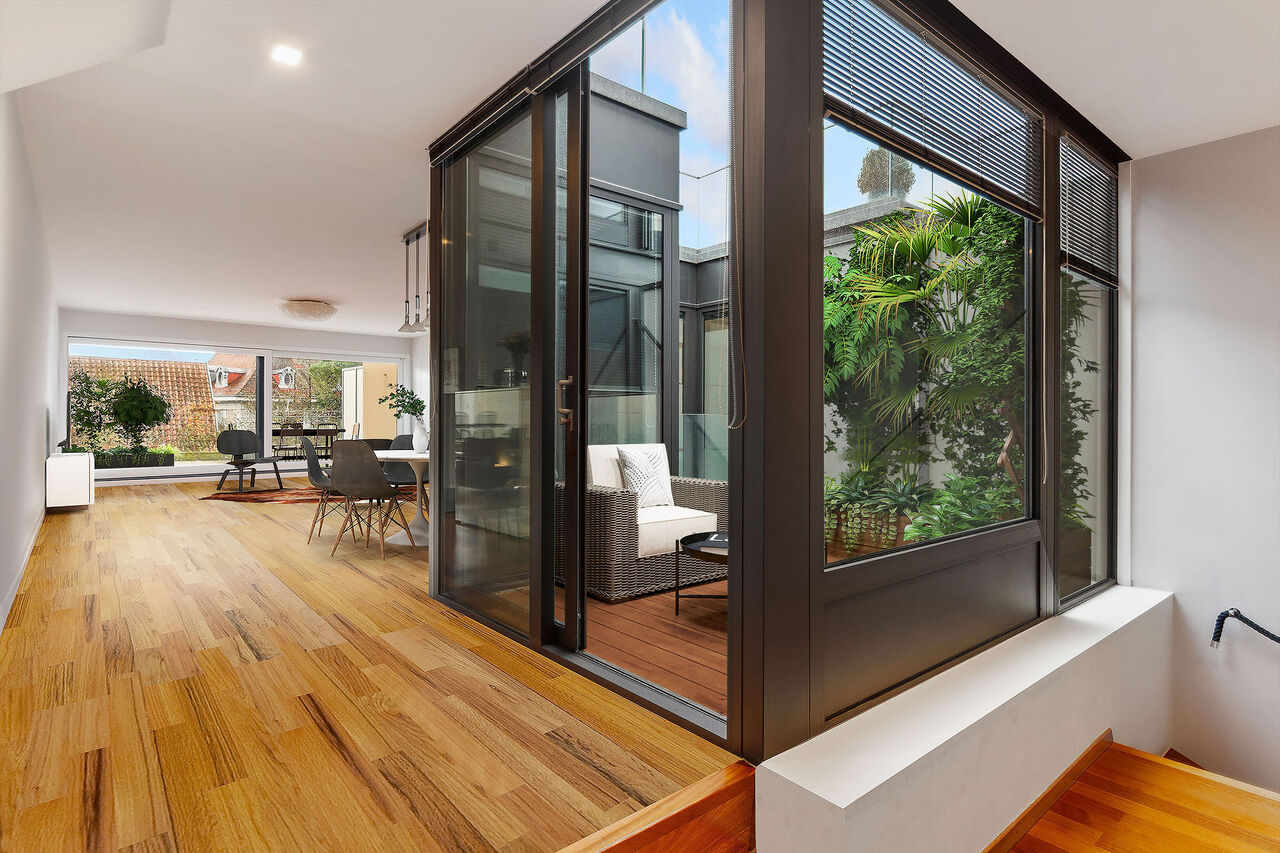 4.5 room duplex with terraces, popular area!