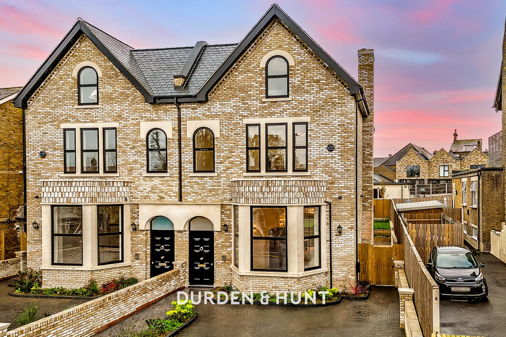 Home for sale in Buckhurst Hill, United Kingdom