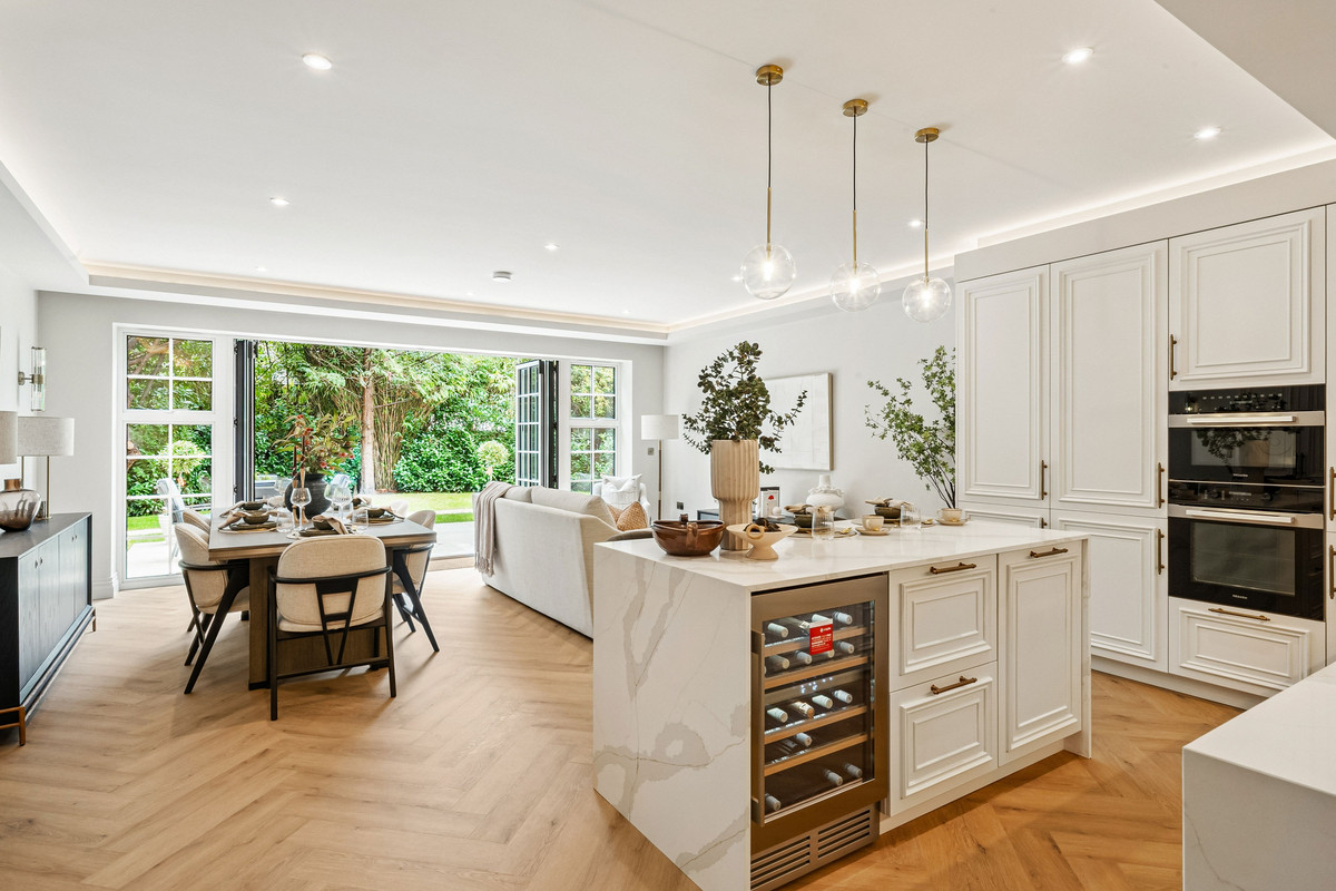 Apartment: for sale in Ascot