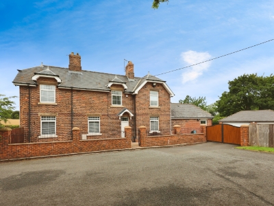 Home for sale, 1 Station Houses (Bishop Auckland, United Kingdom)