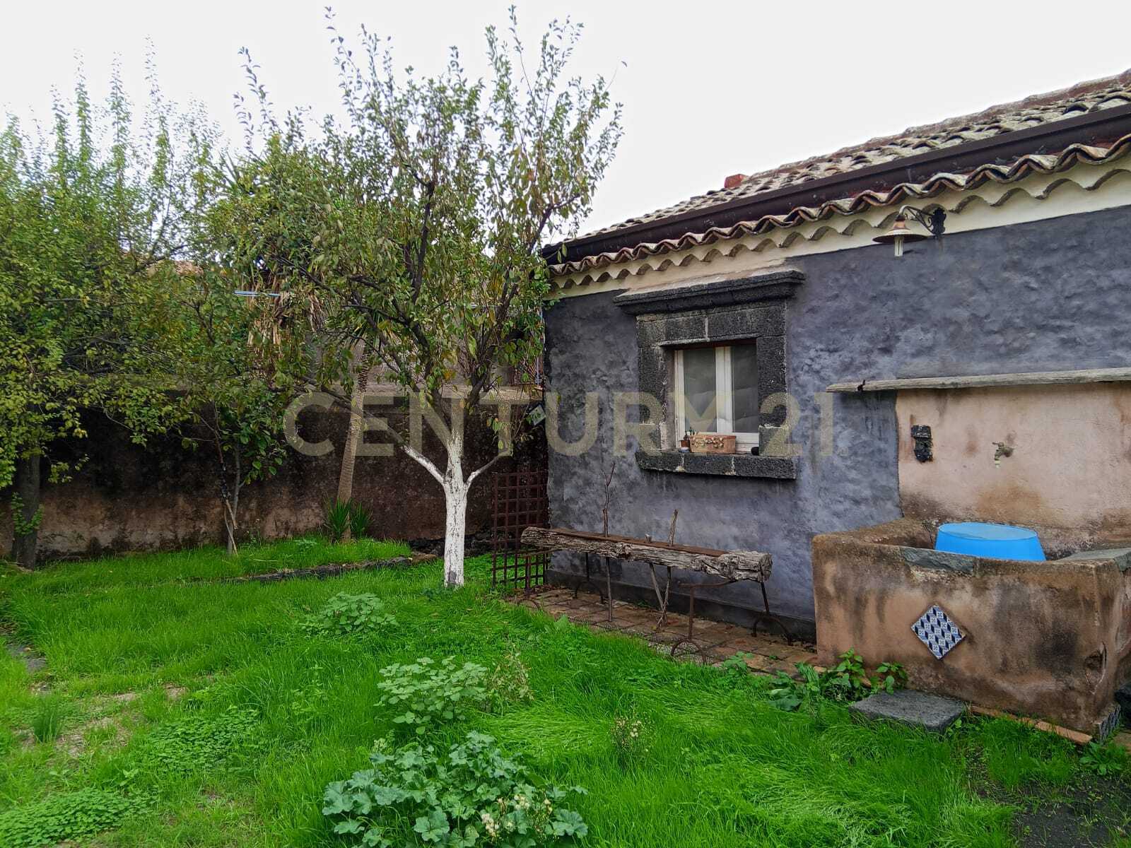Home for sale, Via Calvario, 43 (Mascalucia, Italy)